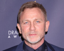 OKJ.Daniel Craig2.1