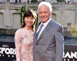 OKJ.Anthony-Hopkins2.1