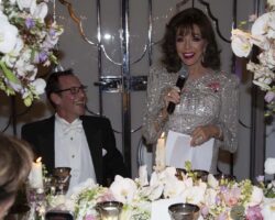 OKJ.Joan Collins.2.1