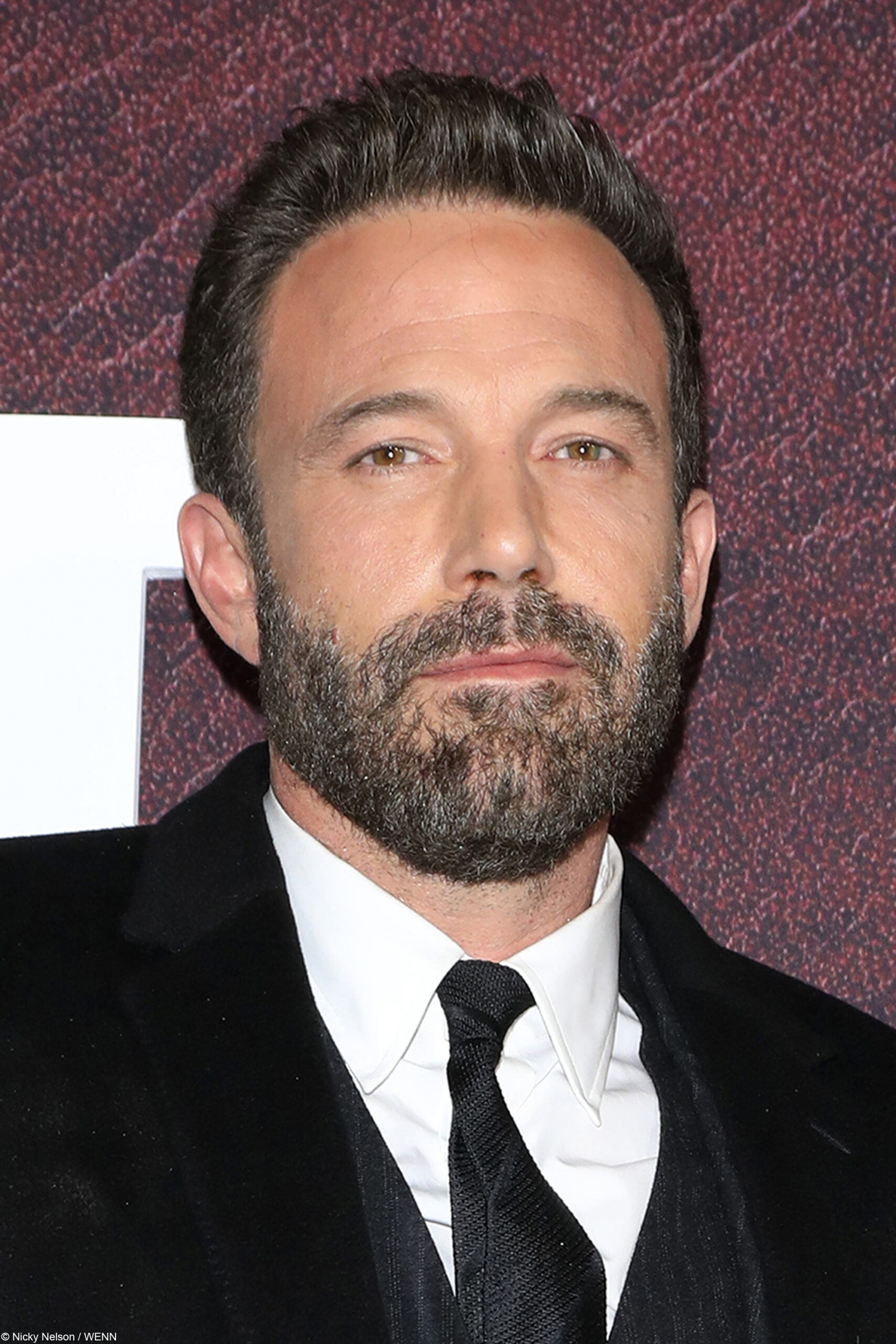 OKJBenAffleck_2_1-