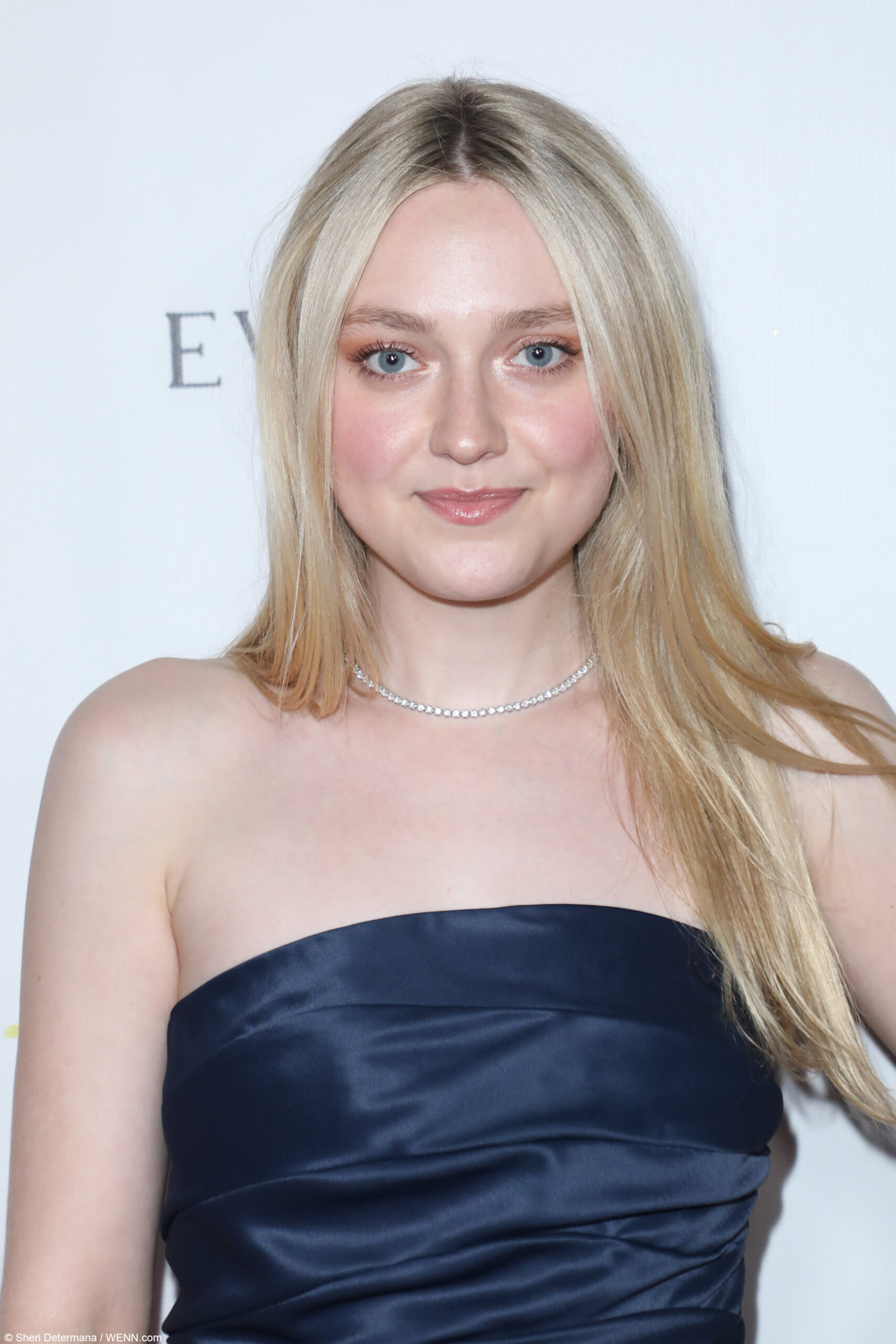 OKJDakotaFanning1_1